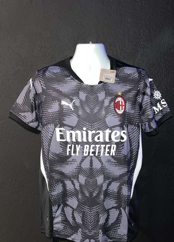 AC Milan Goalkeeper shirt 2024-2025