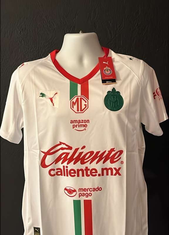 CHIVAS VISITA 25-26 WITH PARCH LEAGUE MX Slim Fit